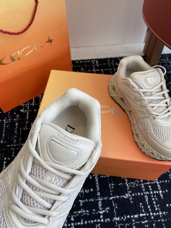 DR B35 Sneaker