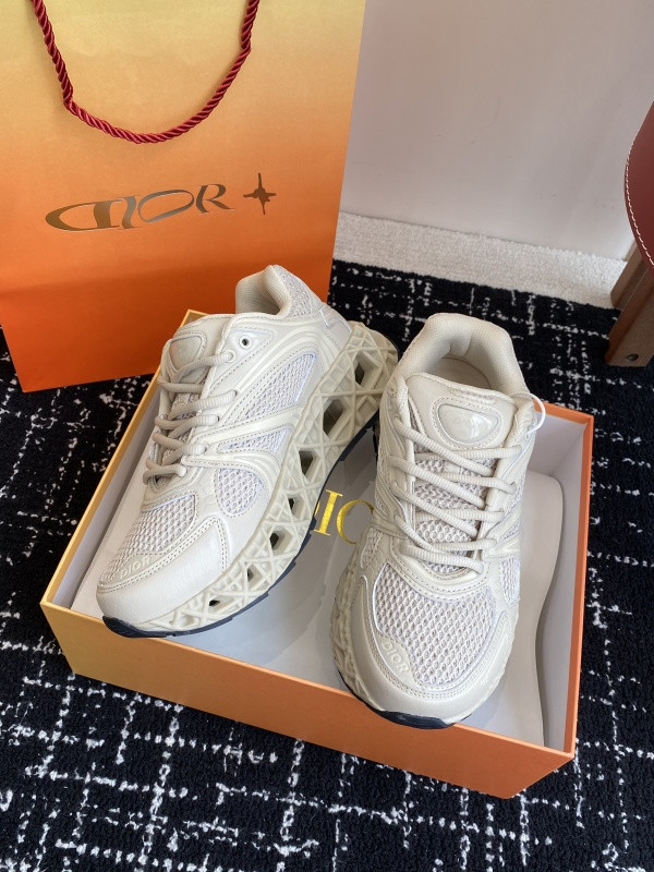 DR B35 Sneaker