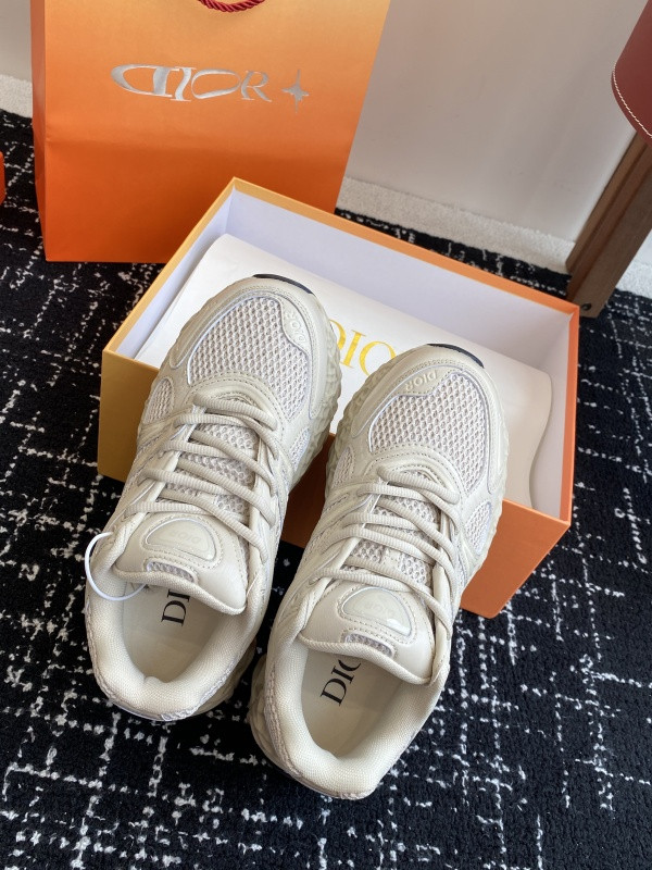 DR B35 Sneaker