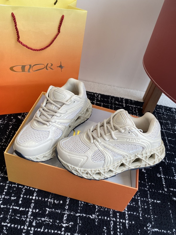 DR B35 Sneaker