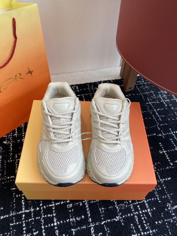 DR B35 Sneaker