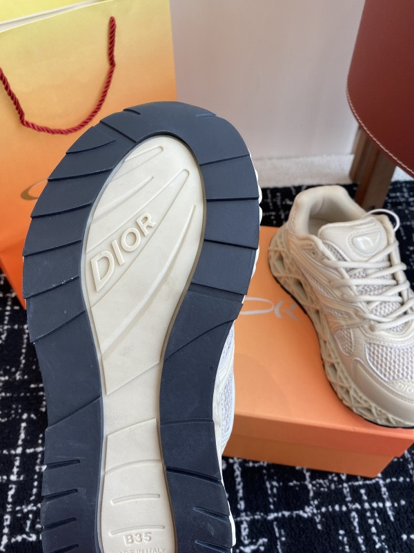 DR B35 Sneaker