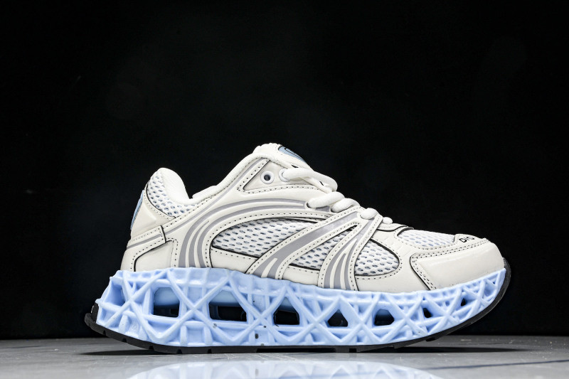 DR B35 Sneaker