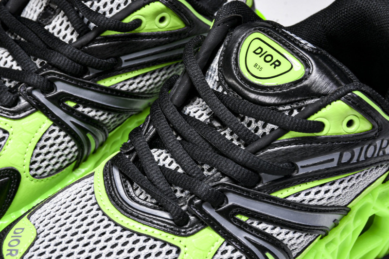 DR B35 Sneaker