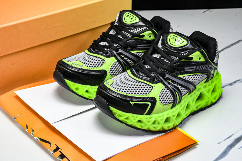 DR B35 Sneaker