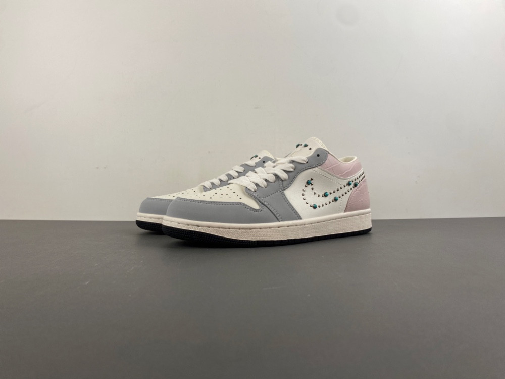Air Jordan 1 Low IH7319-001