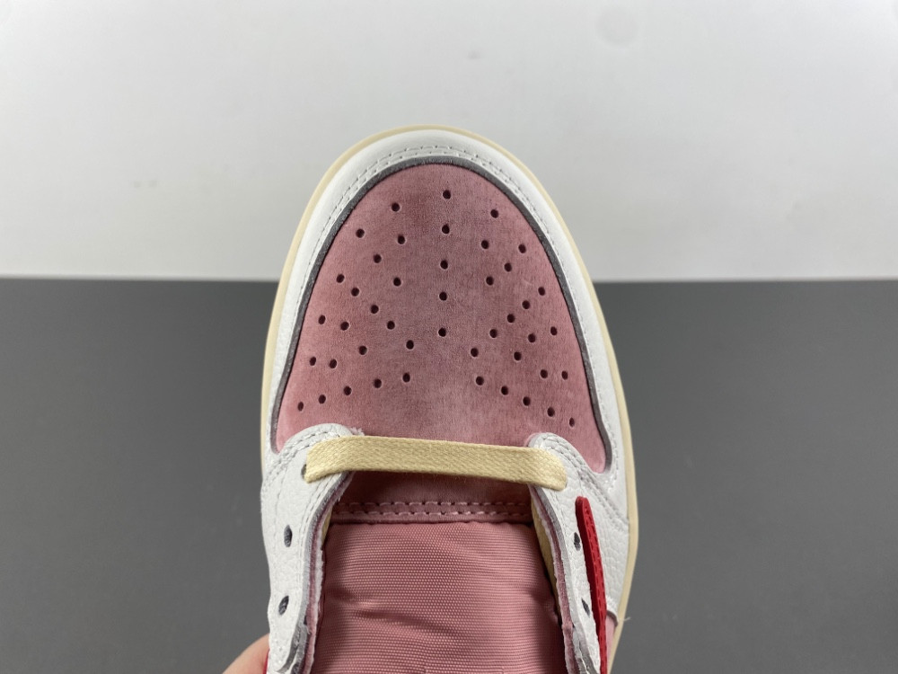 Travis Scott x Air Jordan 1 Low DM7866-100