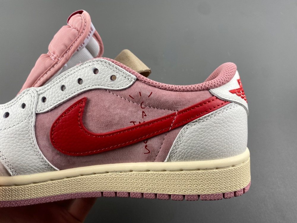 Travis Scott x Air Jordan 1 Low DM7866-100