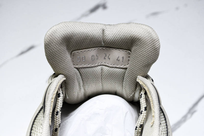 DR B44 Sneaker
