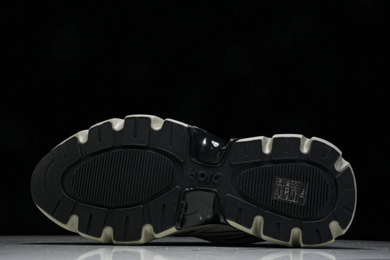DR B44 Sneaker