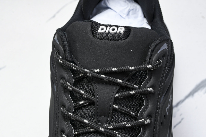 DR B44 Sneaker