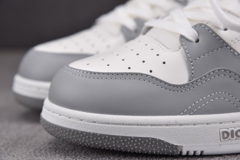 DR B57 Sneaker