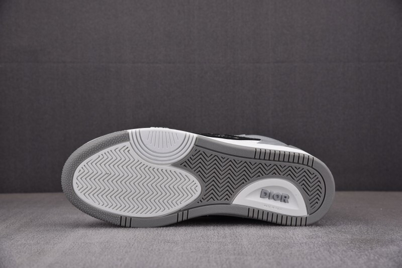 DR B57 Sneaker