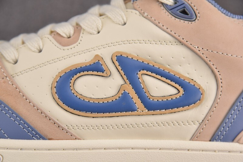 DR B57 Sneaker