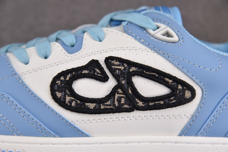 DR B57 Sneaker