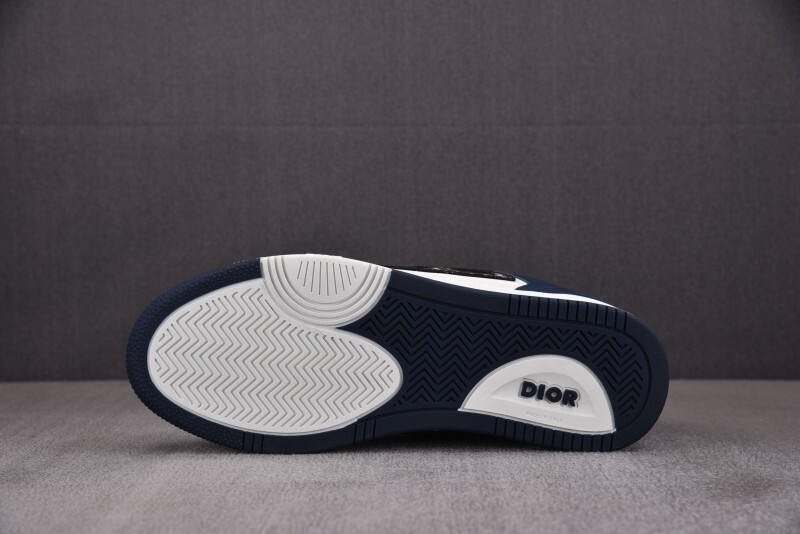 DR B57 Sneaker