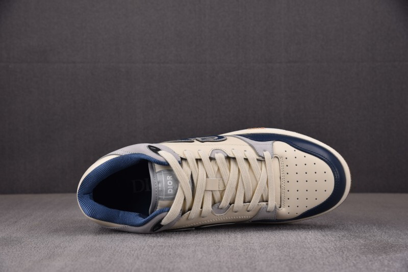 DR B57 Sneaker