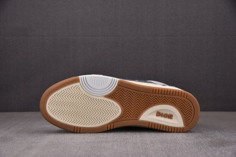 DR B57 Sneaker