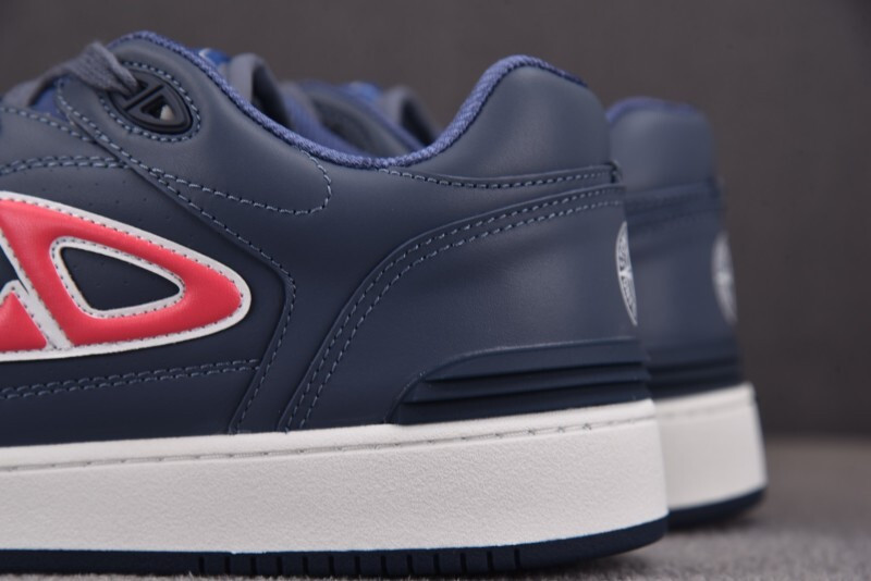 DR B57 Sneaker