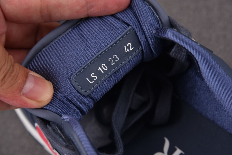 DR B57 Sneaker