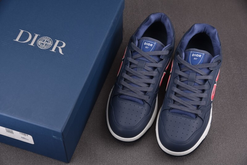 DR B57 Sneaker