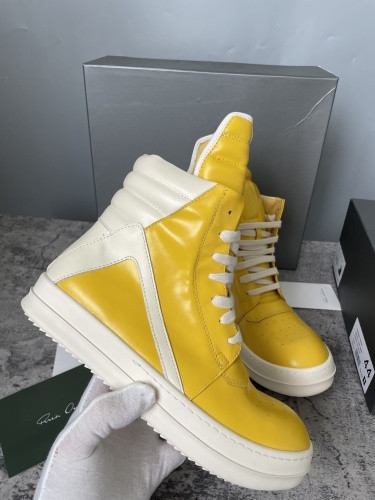 RO Sneakers