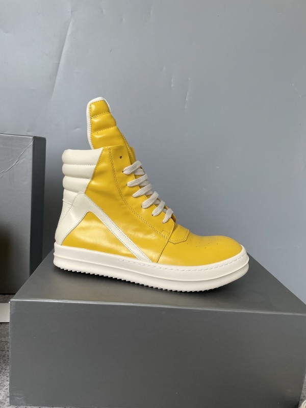 RO Sneakers