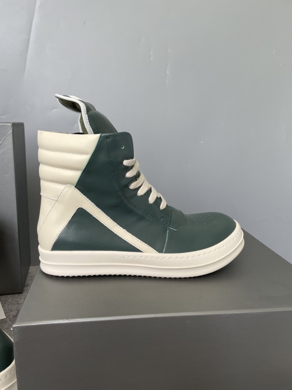 RO Sneakers