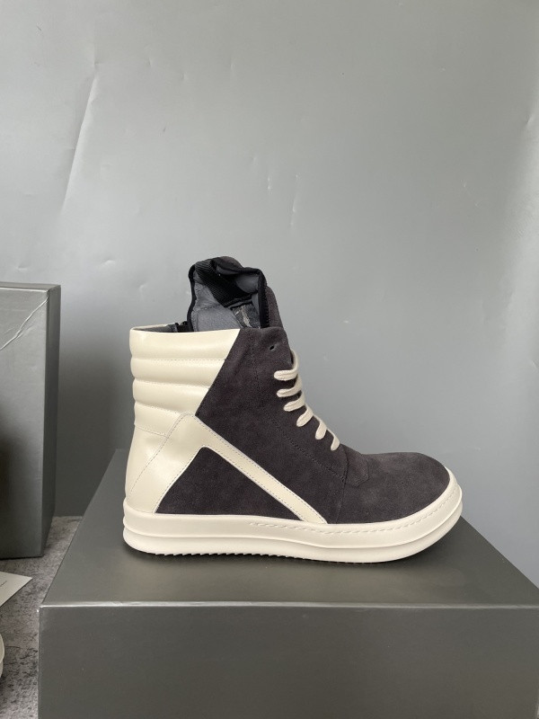RO Sneakers