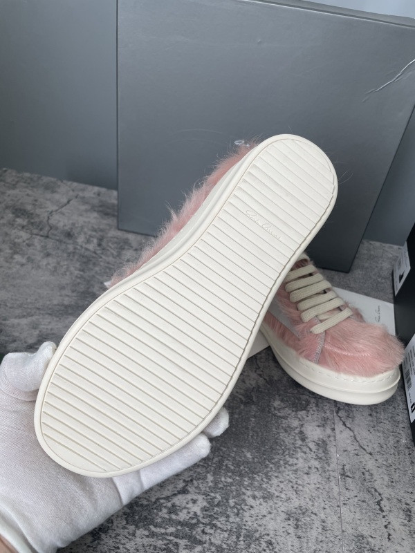 RO Sneakers