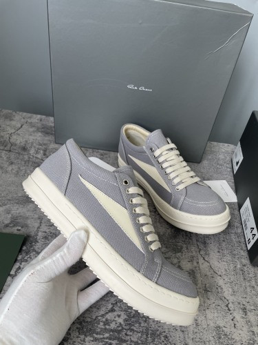 RO Sneakers