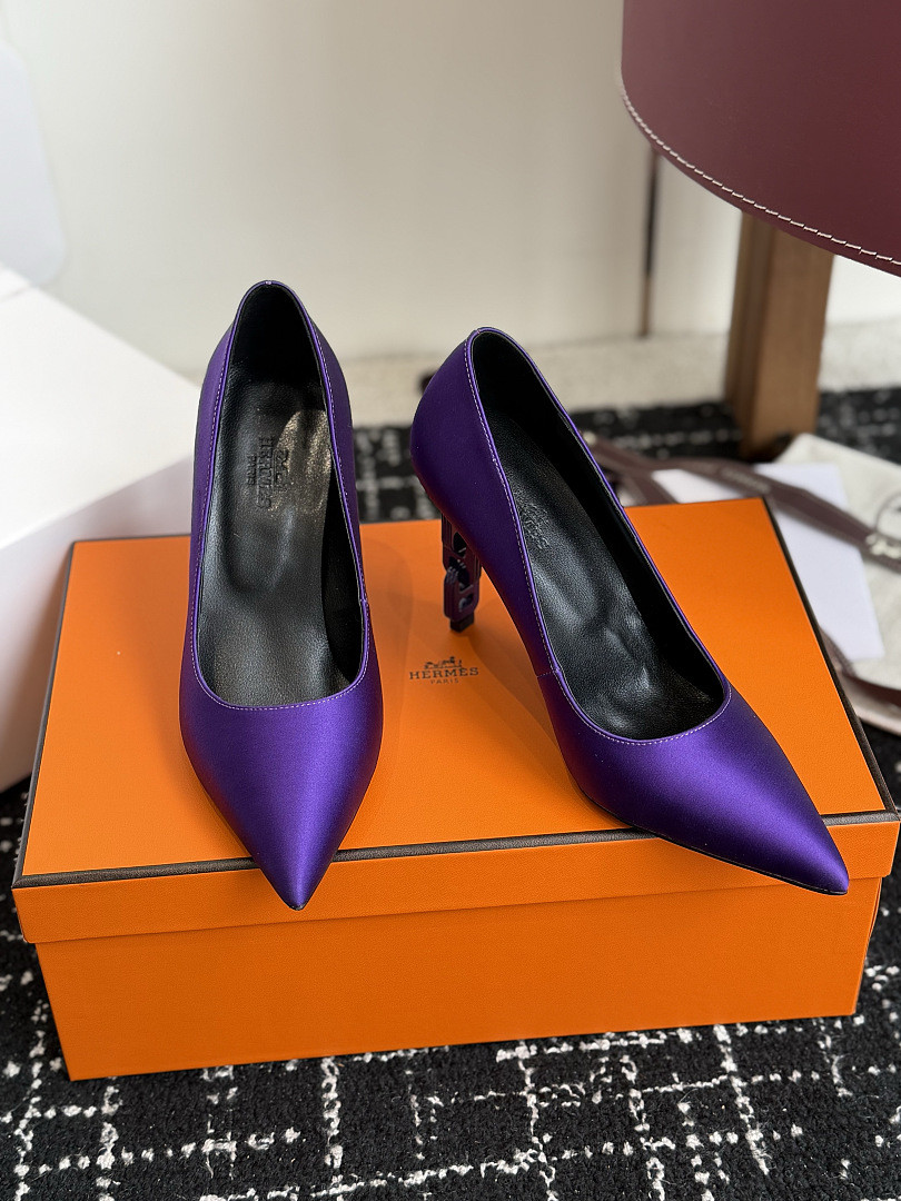 H**me5 HIGH HEELS