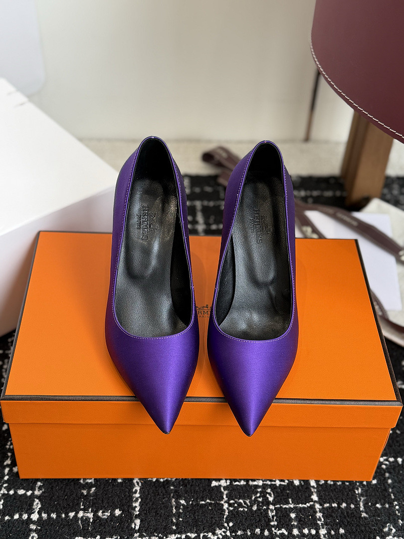 H**me5 HIGH HEELS
