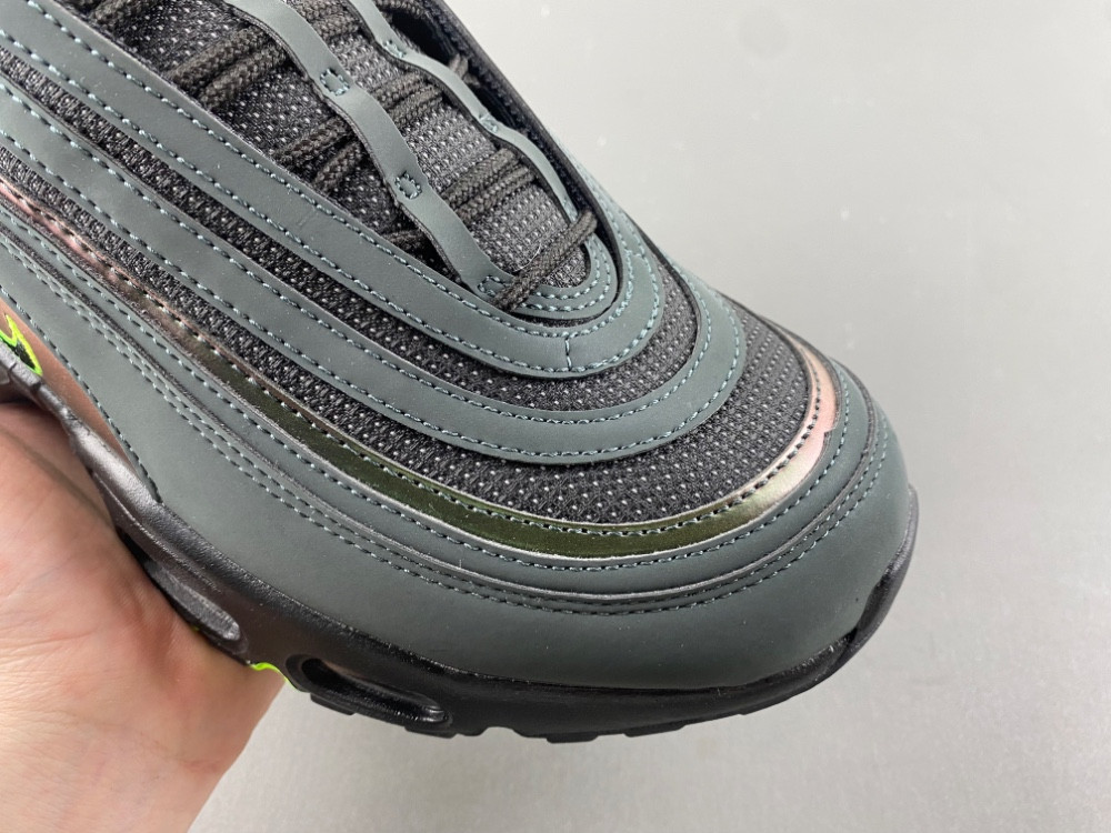 Nike Air Max 95/97 Division St. Ducks of a Feather Thunder II1711-900