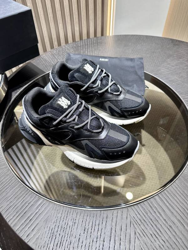 Amiri Runner