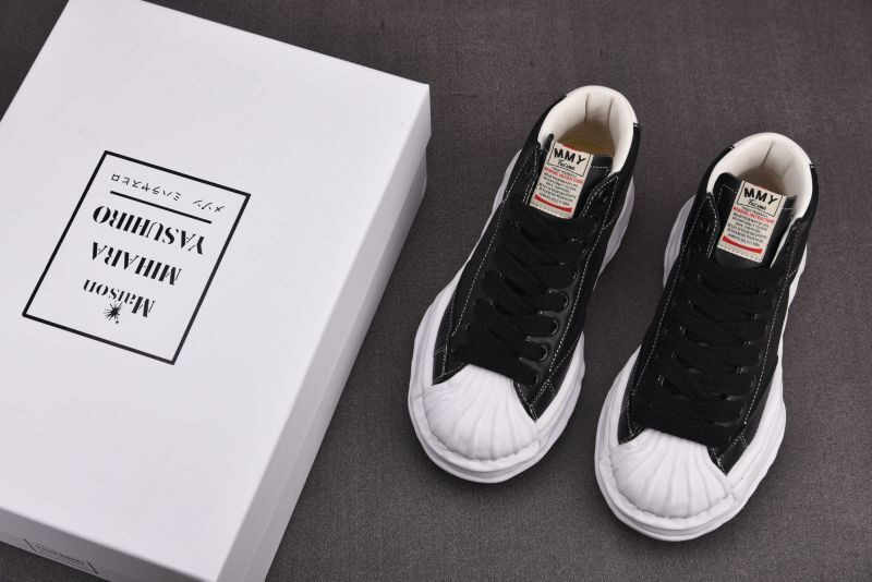 Ma1s0n Mihara Sneakers