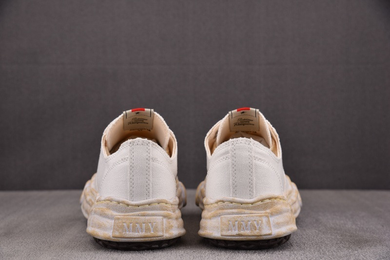 Ma1s0n Mihara Sneakers