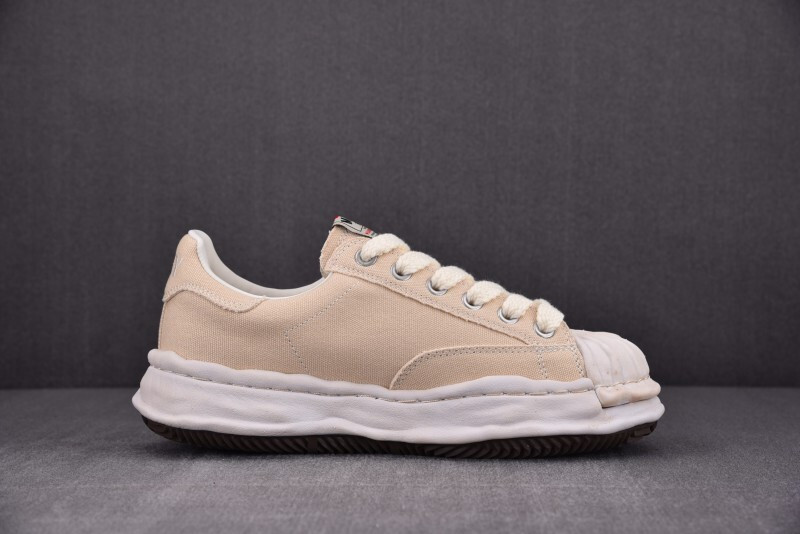 Ma1s0n Mihara Sneakers