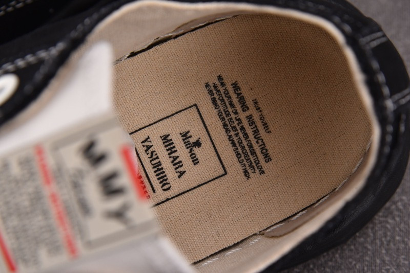 Ma1s0n Mihara Sneakers