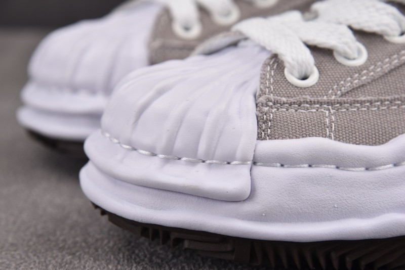Ma1s0n Mihara Sneakers