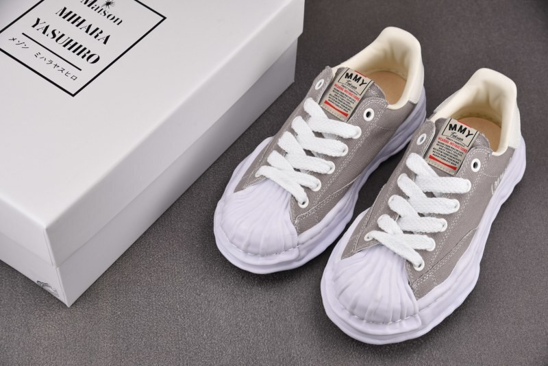 Ma1s0n Mihara Sneakers