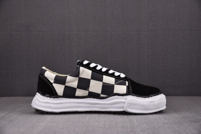Ma1s0n Mihara Sneakers