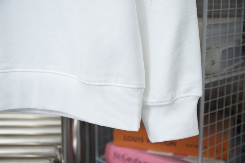L*V HOODIE