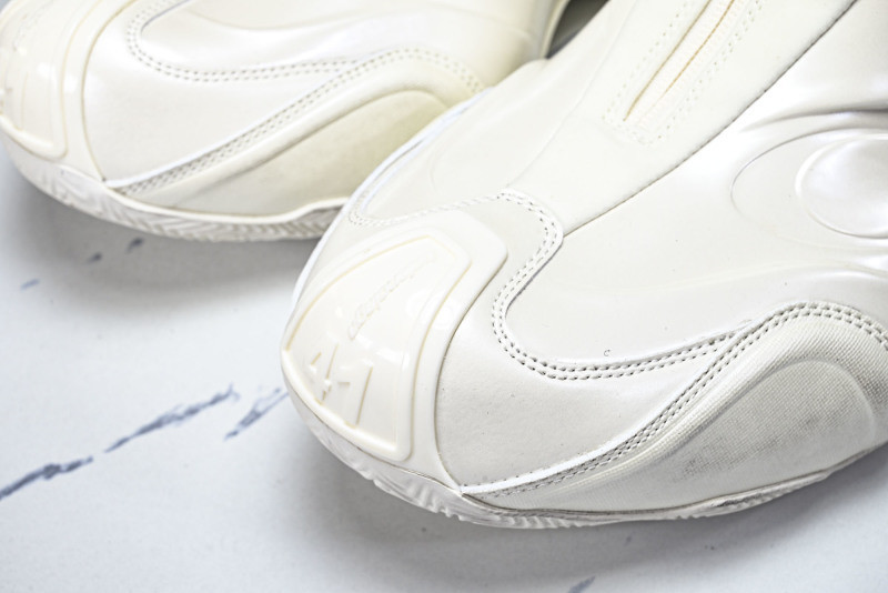 BLCG SNEAKER WBKBM9000