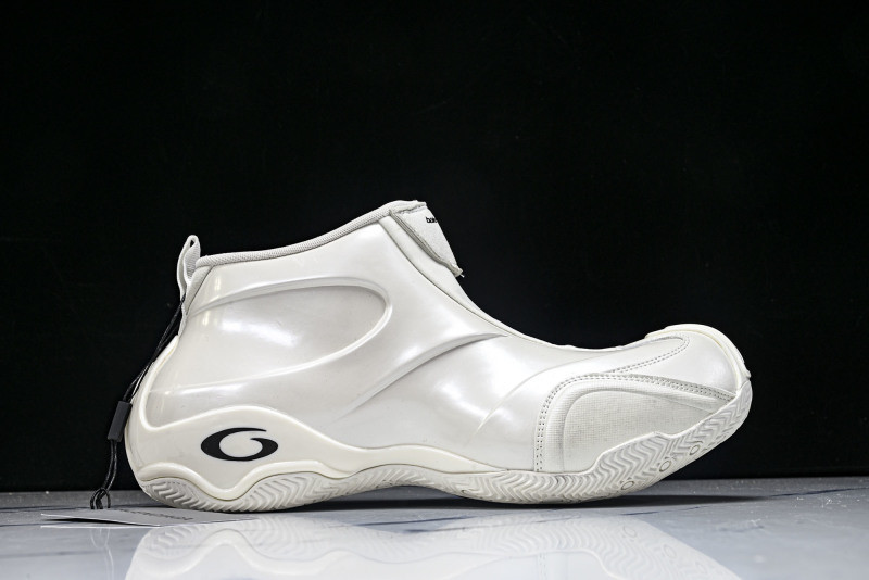 BLCG SNEAKER WBKBM9000