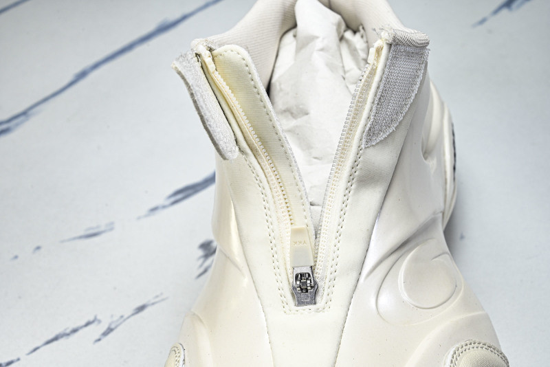 BLCG SNEAKER WBKBM9000