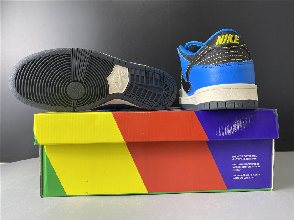 Instant Skateboard x Nike Dunk SB Low Blue Black White CZ5128-400
