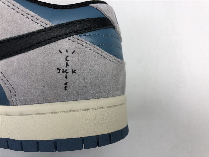 Nike Dunk Low CU1726-400