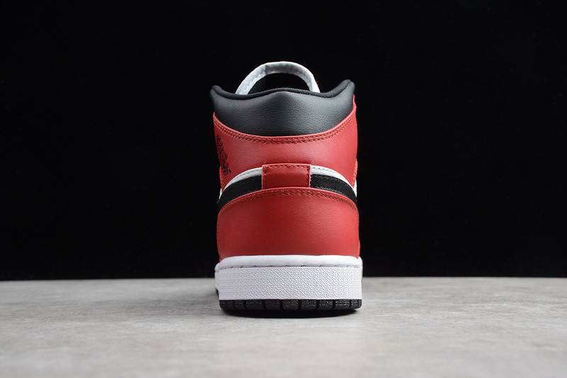Air Jordan 1 Mid 