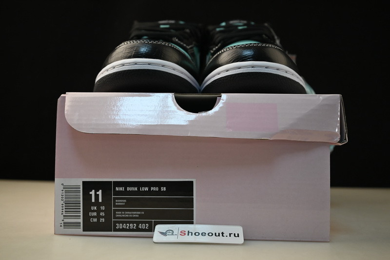 Di*m*nd supply co. x dunk low pro sb